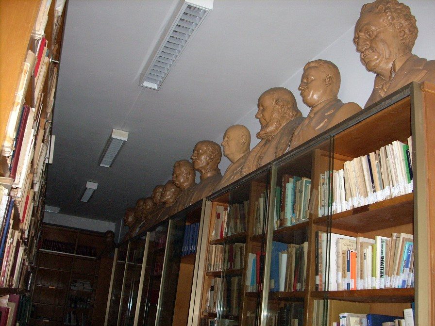 Istituto%20Storia%20della%20Medicina%2C%20Library%2C%20Sapienza%2C%20Rome%20-%203.JPG